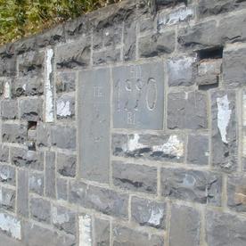 Mur en Pierre de Fayaux